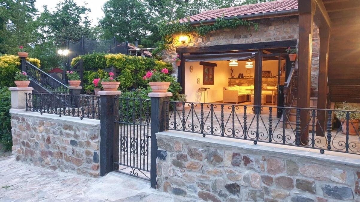 Casa Rural Caborzal Renedo De Cabuerniga Экстерьер фото