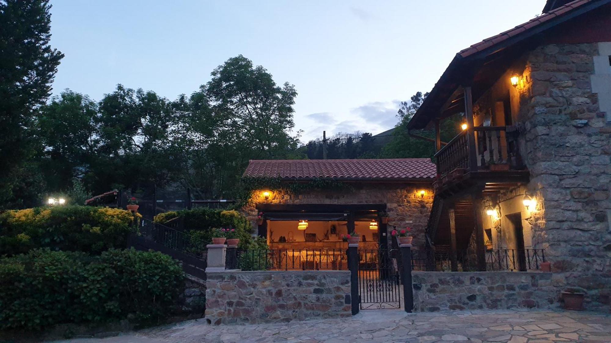 Casa Rural Caborzal Renedo De Cabuerniga Экстерьер фото